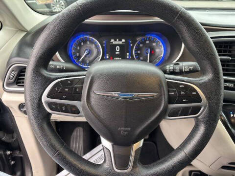 2020 Chrysler Voyager LXi