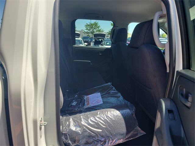 2025 Nissan Frontier S