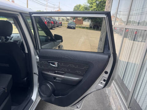2012 Kia Soul +