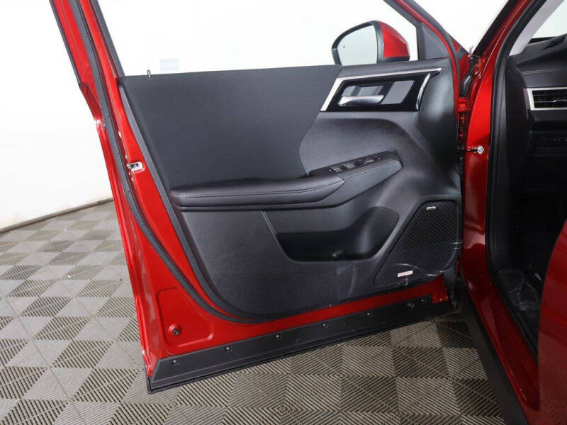 2026 Mitsubishi Outlander ES
