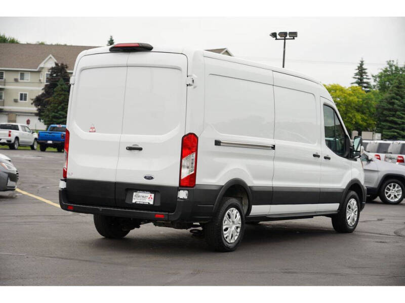 2022 Ford E-Transit