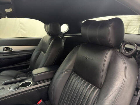 2005 Ford Thunderbird Deluxe