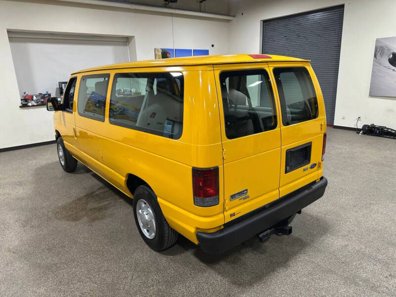 2011 Ford E-Series