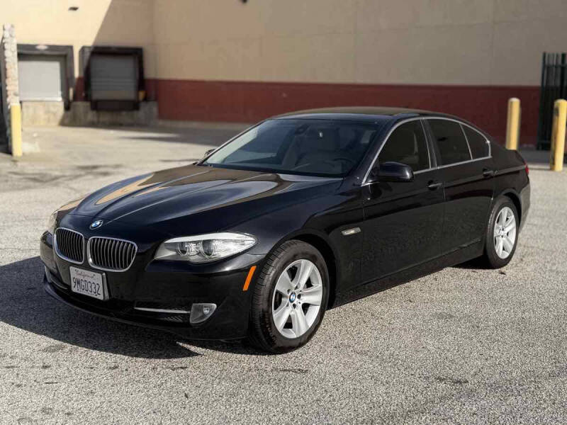 2011 BMW 5 Series 528i