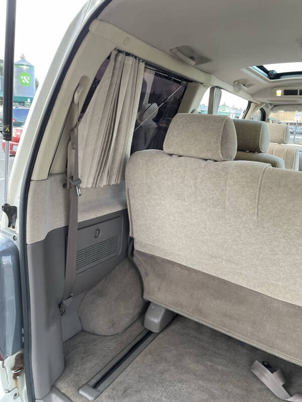 1997 Toyota Granvia