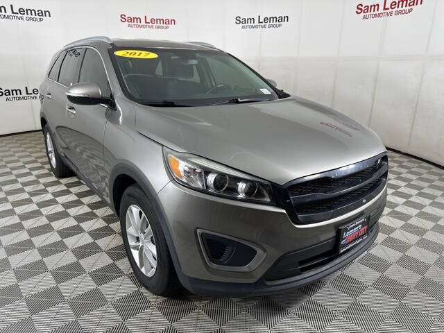 Used 2017 Kia Sorento LX with VIN 5XYPG4A33HG192465 for sale in Bloomington, IL