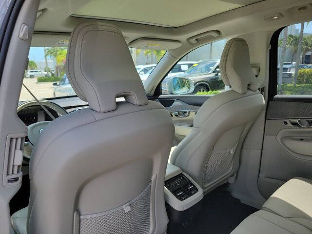 2024 Volvo XC90 B6 Plus Bright Theme 7P