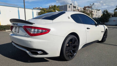 2011 Maserati GranTurismo S Automatic