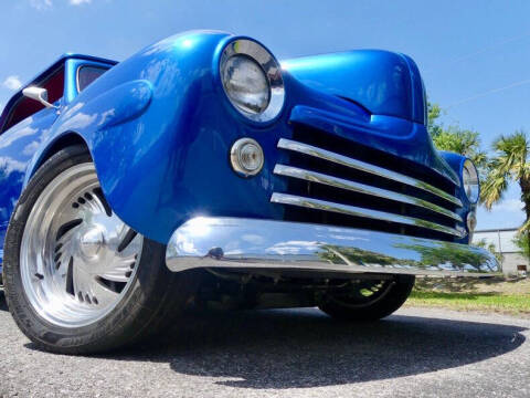 1948 Ford Super Deluxe