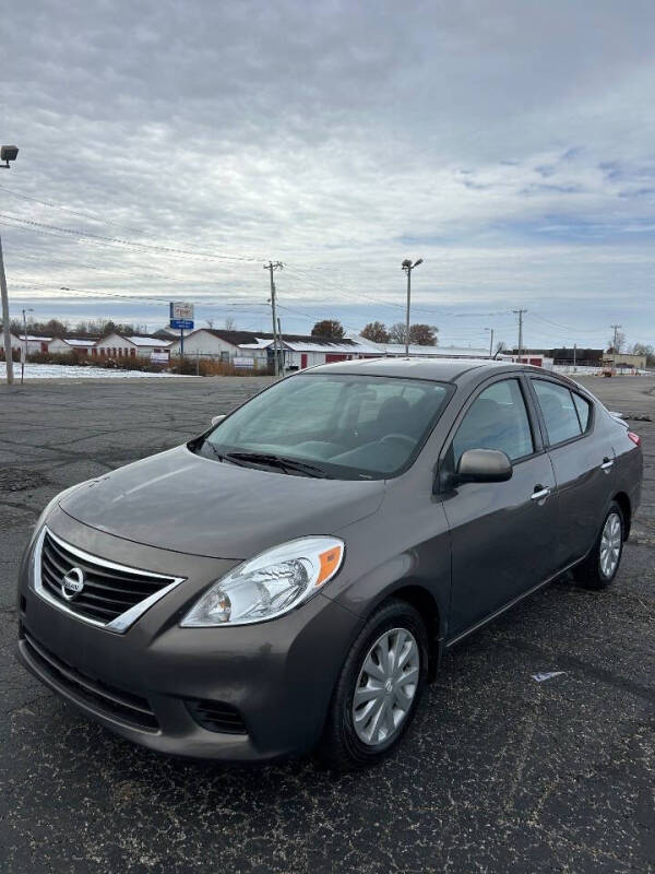 2014 Nissan Versa 1.6 S