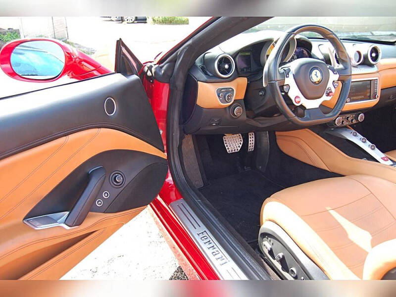 2016 Ferrari California T