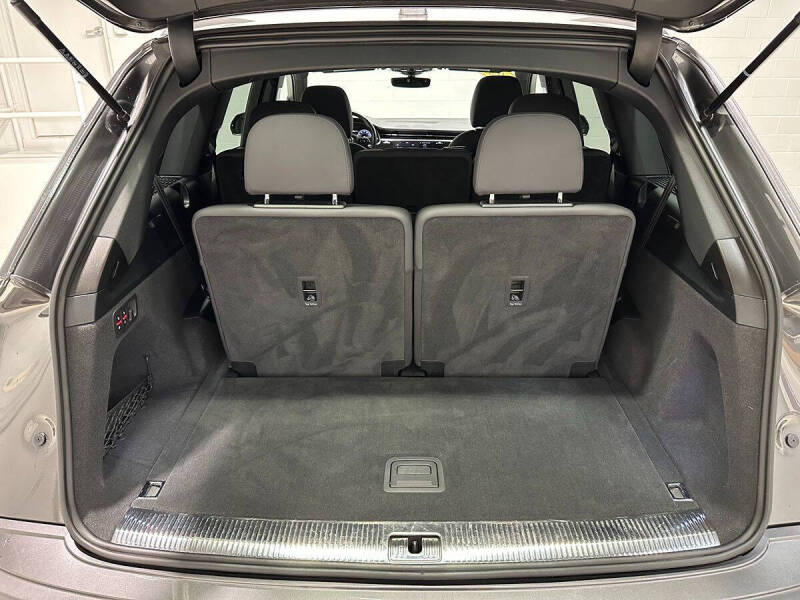 2021 Audi Q7 quattro Premium Plus 55 TFSI