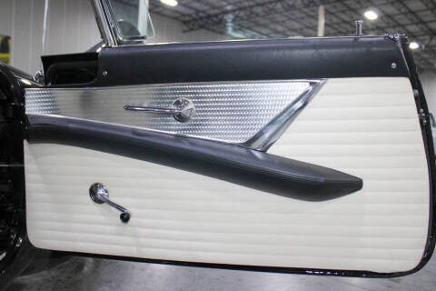 1956 Ford Thunderbird