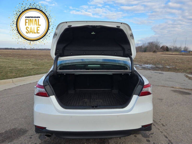 2018 Toyota Camry Hybrid XLE