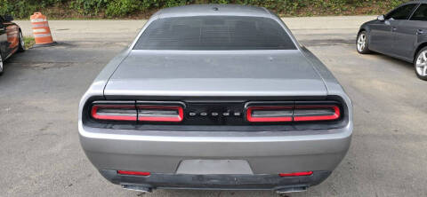 2015 Dodge Challenger SXT