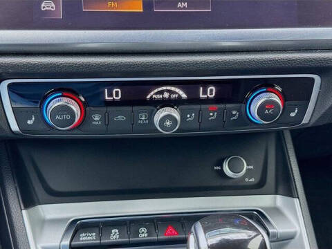 2020 Audi Q3 quattro Premium 45 TFSI