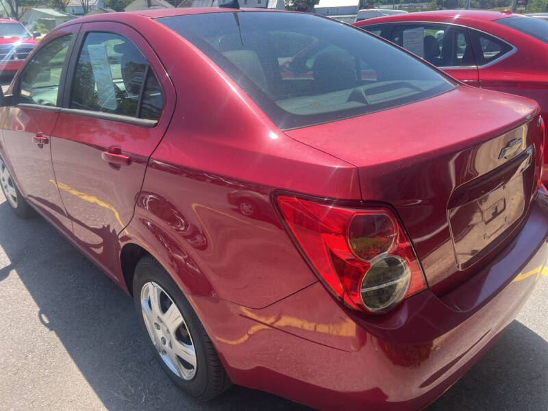 2014 Chevrolet Sonic LS Auto