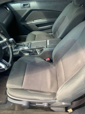 2014 Ford Mustang V6