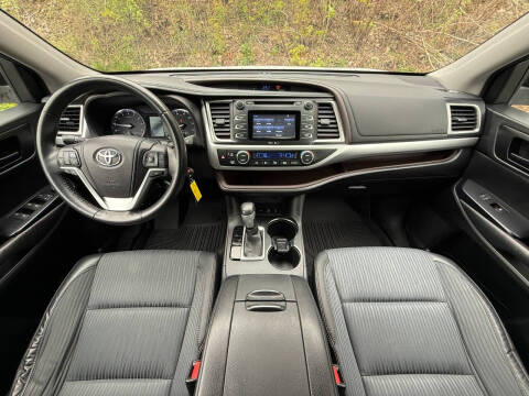 2015 Toyota Highlander LE Plus