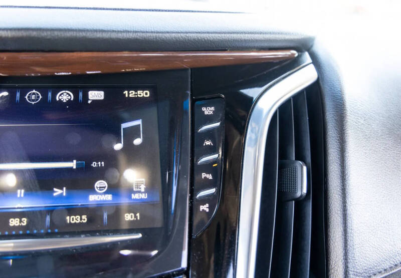 2017 Cadillac Escalade Luxury