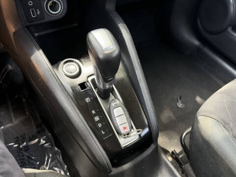 2020 Nissan Kicks S