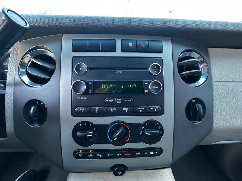 2013 Ford Expedition XL Fleet