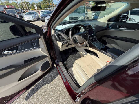 2019 Lincoln Nautilus Reserve