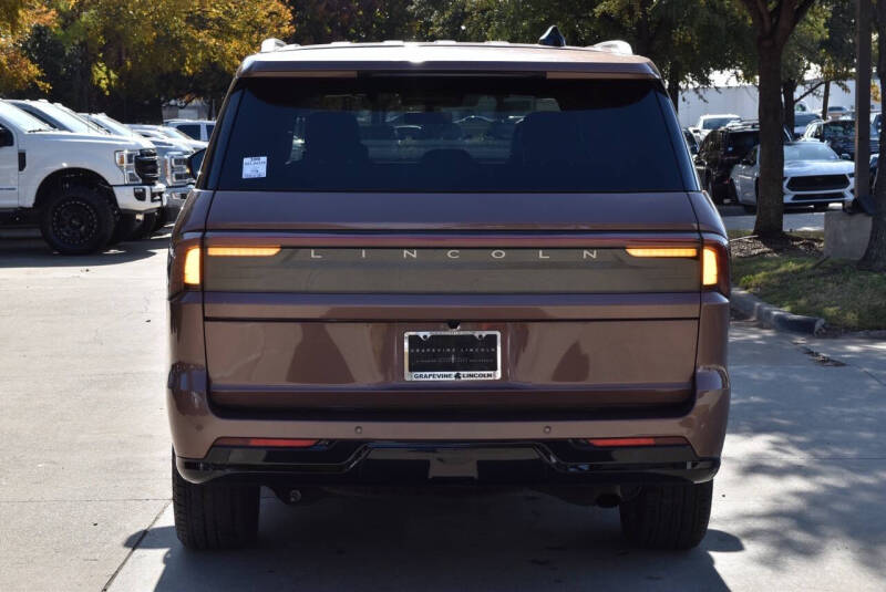 2025 Lincoln Navigator Black Label