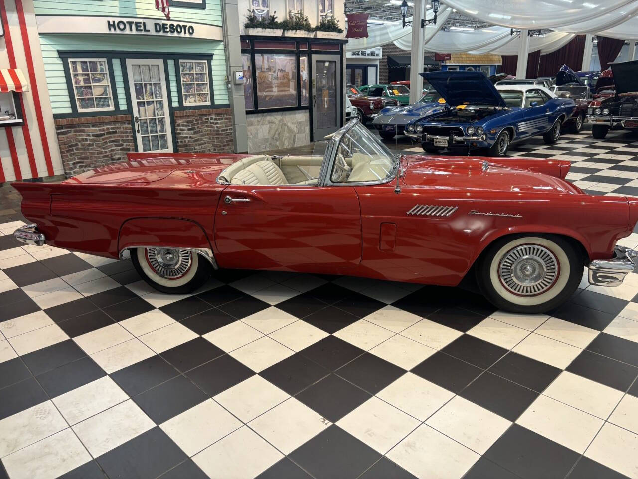 1957 Ford Thunderbird 3