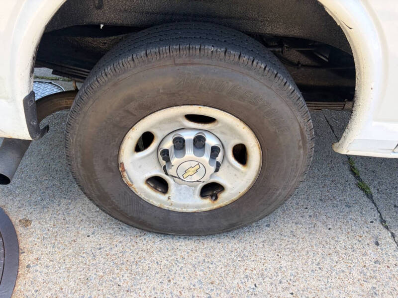2011 Chevrolet Express 2500