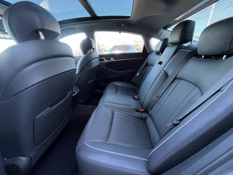 2015 Hyundai Genesis 3.8L