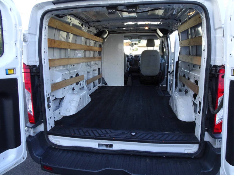 2015 Ford Transit Base photo 20