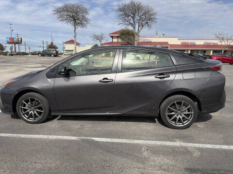 2018 Toyota Prius Three Touring