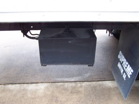 2002 Freightliner FL70