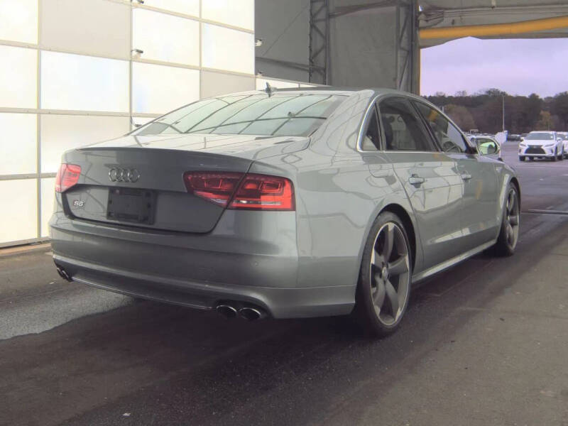2013 Audi S8 4.0T quattro
