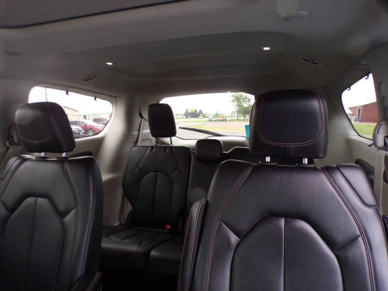 2020 Chrysler Pacifica Touring L Plus