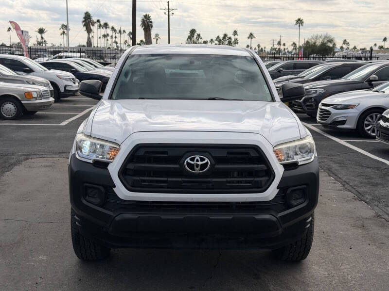 2017 Toyota Tacoma SR