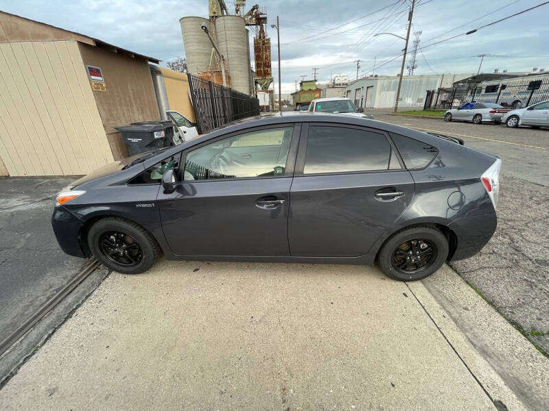 2013 Toyota Prius Three