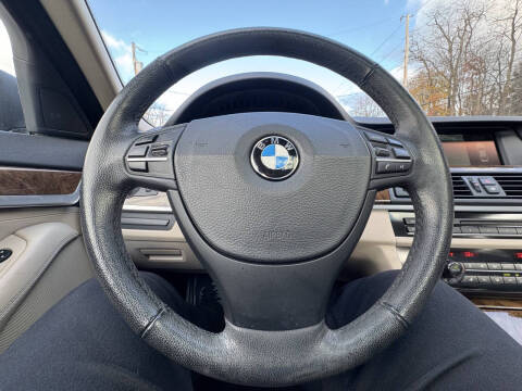 2013 BMW 5 Series 550i xDrive