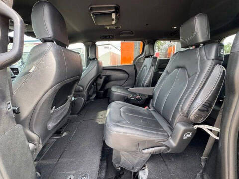 2020 Chrysler Pacifica Touring L