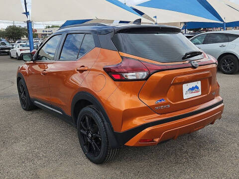 2023 Nissan Kicks SR
