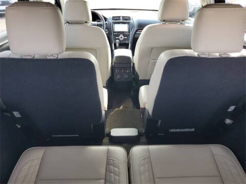2017 Ford Explorer Platinum