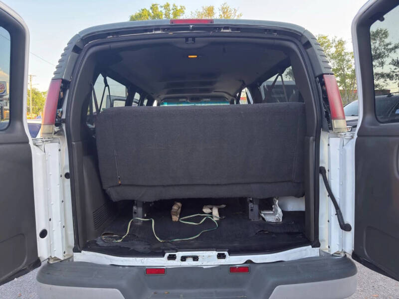 2002 Chevrolet Express