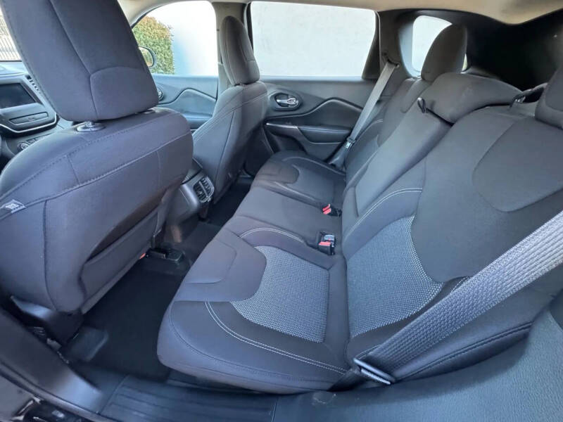 2020 Jeep Cherokee Latitude