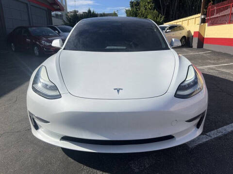 2020 Tesla Model 3 Standard Range Plus