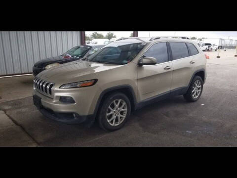 2015 Jeep Cherokee for sale at FREDY USED CAR SALES in Houston TX