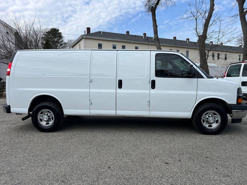 2017 Chevrolet Express 3500