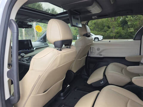 2024 Toyota Sienna Limited 7-Passenger