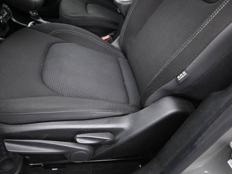 2022 Jeep Renegade Altitude