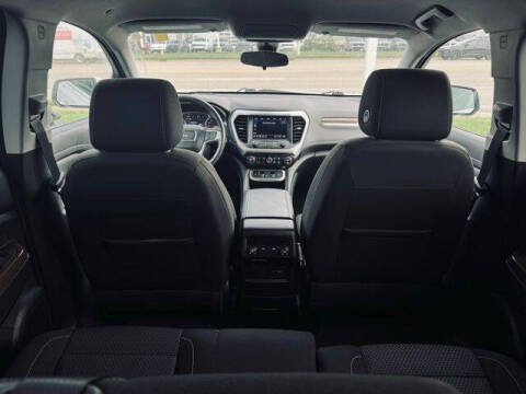 2023 GMC Acadia SLE